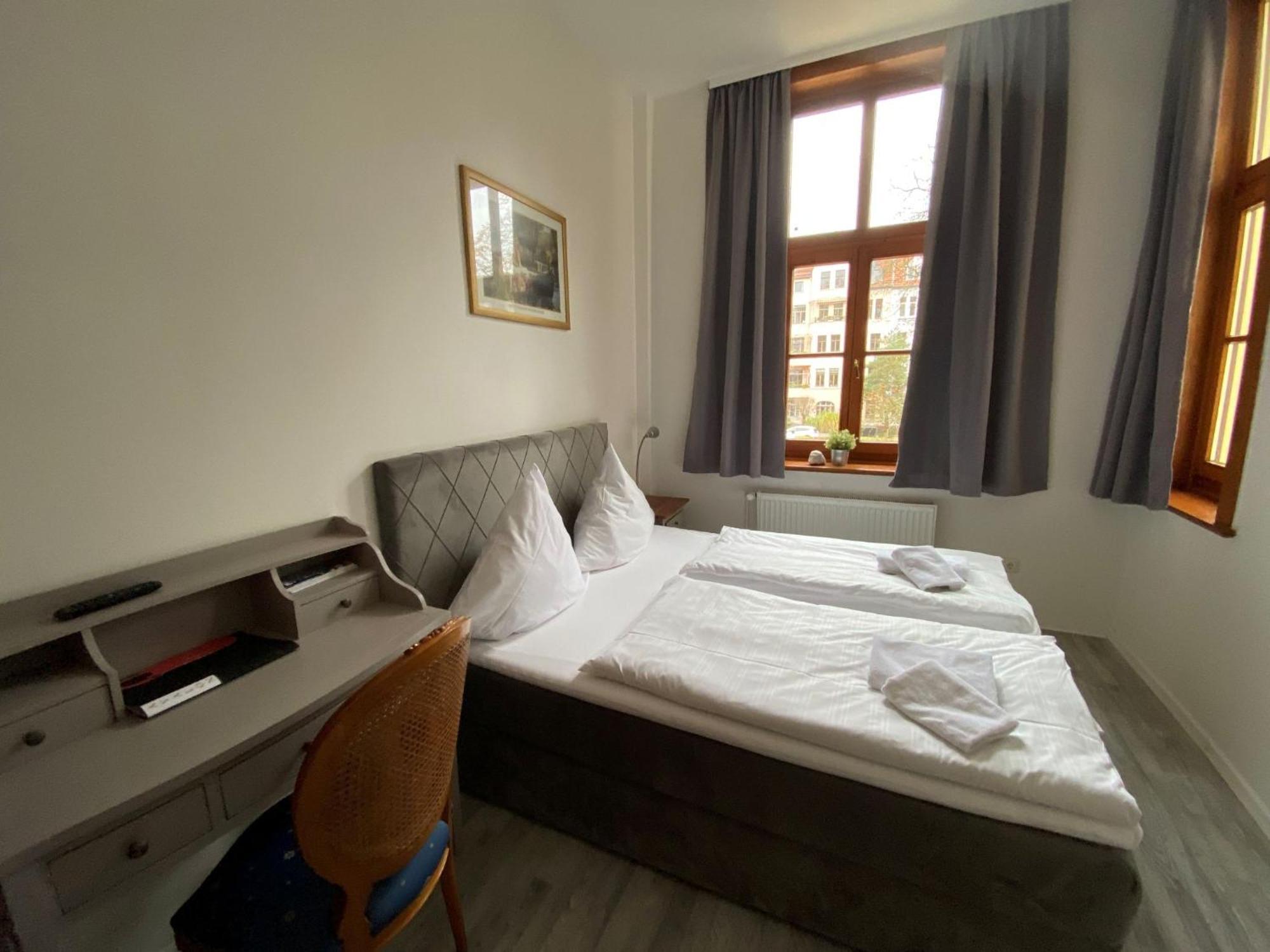 Avalon Bed & Breakfast Themen/- Nichtraucherhotel Hannover Exteriör bild