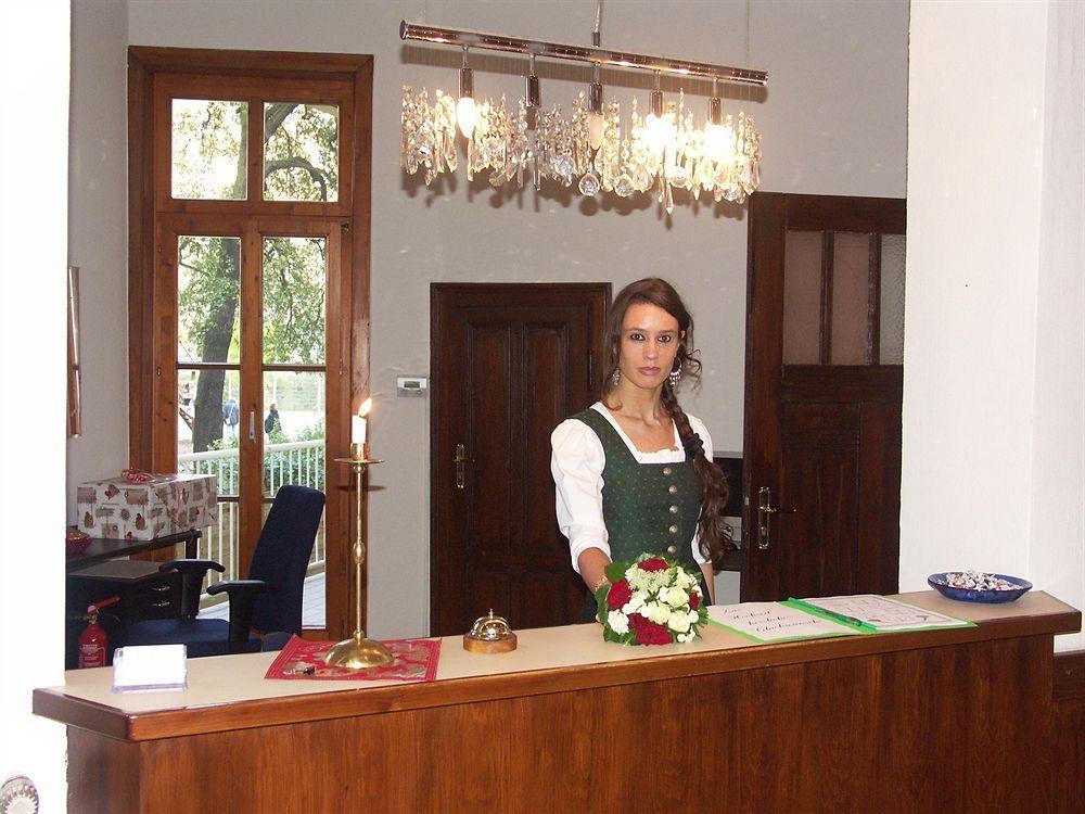 Avalon Bed & Breakfast Themen/- Nichtraucherhotel Hannover Exteriör bild